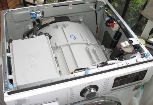 滾筒洗衣機漏電怎么回事