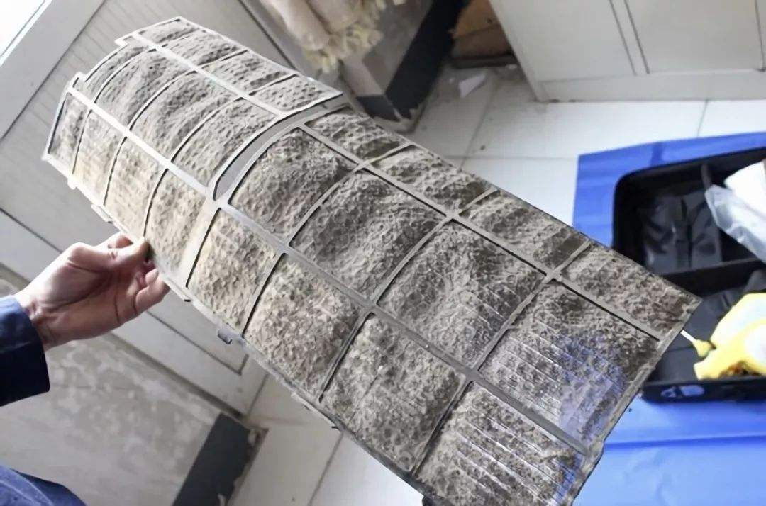 空調(diào)為什么溫度上不去了