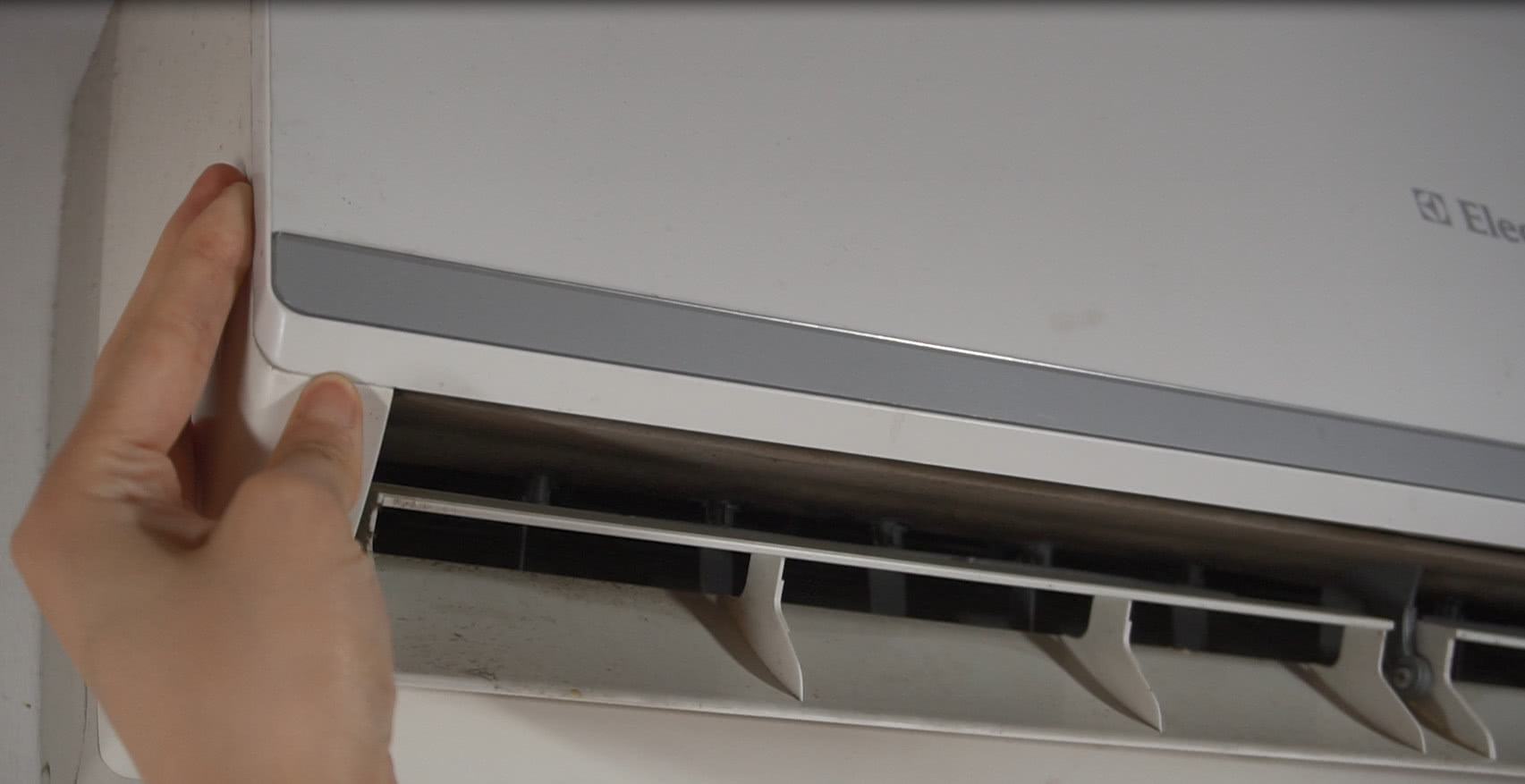 空調(diào)開啟有一股臭味是什么