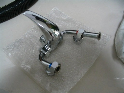 늟�ˮ����ˮ�y���b�f�������b�`�^(q��)��B